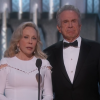 Warren Beaty et Faye Dunaway réunis pour remettre l'Oscar du meilleur film.