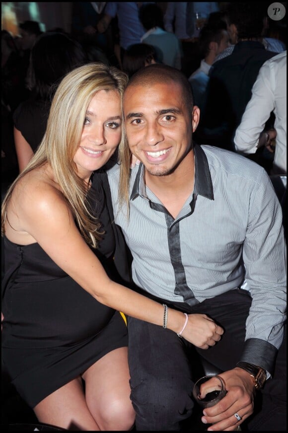David Trezeguet et sa femme Beatriz (Beatrice) au VIP Room de Cannes en mai 2008.