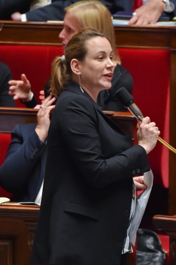 Axelle Lemaire - Séance de questions au gouvernement à l'Assemblée Nationale à Paris. Le 13 octobre 2015