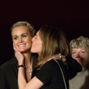 Exclusif - Laeticia Hallyday et Laura Smet - Aftershow apres le concert caritatif de Johnny Hallyday pour l'association de sa femme "La Bonne Etoile", qui vient en aide aux enfants du Vietnam, au Trianon a Paris, le 15 decembre 2013.