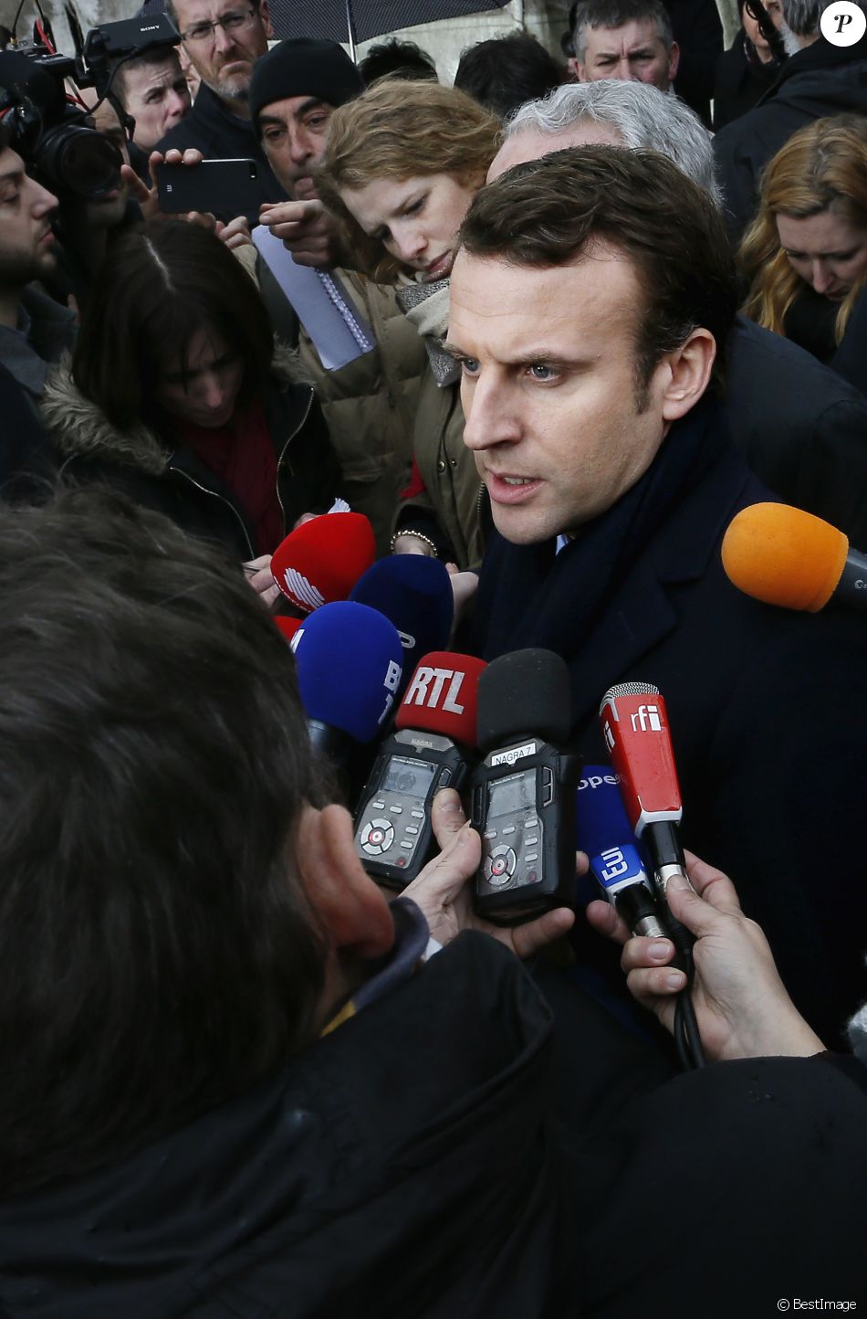 Emmanuel Macron, Leader Du Mouvement En Marche , Candidat à L'élection ...