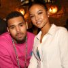 Chris Brown et sa petite amie Karrueche Tran posent ensemble à Los Angeles le 24 novembre 2014.