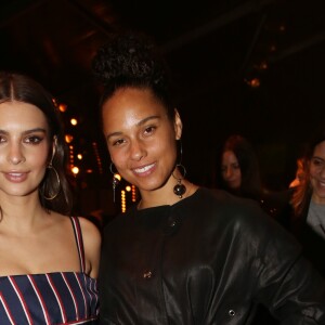 Emily Ratajkowski et Alicia Keys - Défilé Isabel Marant, collection automne-hiver 2017-18 à Paris. Le 2 mars 2017.
