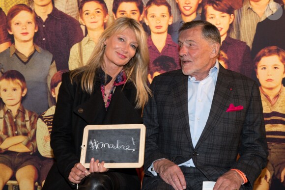 Exclusif - Isabelle Camus et son père Jean-Claude Camus à la générale de la comédie musicale Les Choristes au théâtre des Folies Bergère à Paris, France, le 2 mars 2017.
