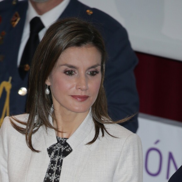 La reine Letizia d'Espagne présidait à la Journée mondiale des maladies rares en Espagne le 2 mars 2017 au musée du Prado à Madrid.