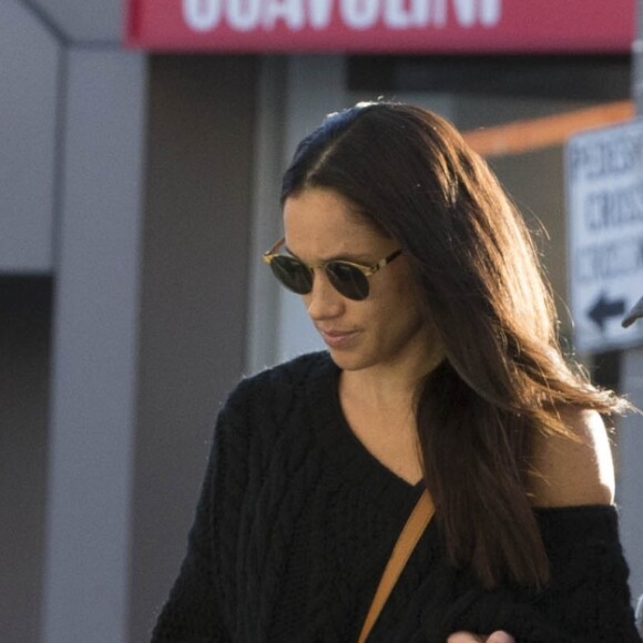 Exclusif- Meghan Markle était de retour à Toronto, le 23 février 2017, prête à reprendre le tournage de la série Suits après de longues semaines avec le prince Harry à Londres.