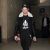 Louis Tomlinson arrive à l'aéroport de Los Angeles (LAX), le 27 Janvier 2017.