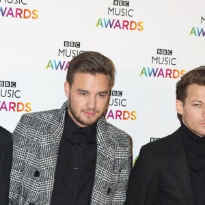 Le groupe One Direction (Niall Horan, Zayn Malik, Liam Payne, Louis Tomlinson, Harry Styles) à la Soirée des "BBC Music Awards" à Londres, le 11 décembre 2014