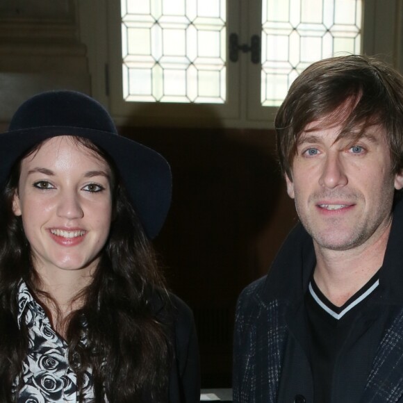 La chanteuse Jain (Jeanne Galice) et Thomas Dutronc au défilé de mode "agnès b.", collection prêt-à-porter automne-hiver 2017-2018 à Paris, le 7 Mars 2017.© CVS/Veeren/Bestimage
