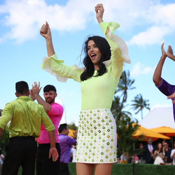 Adriana Lima au carnaval Veuve Clicquot à Miami Beach, le 4 mars 2017.