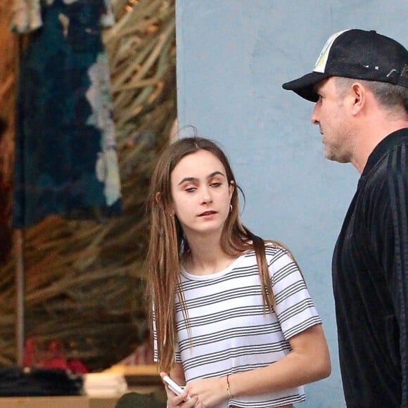Exclusif - David Arquette fait du shopping avec sa fille Coco Cox-Arquette à The Grove à Hollywood le 20 février 2017.