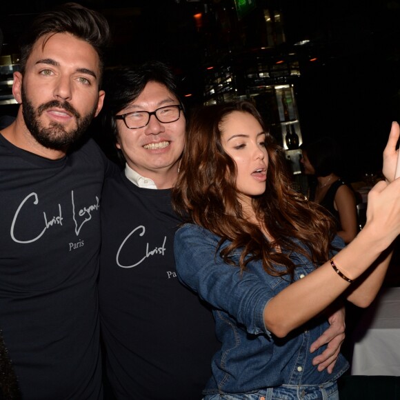 Exclusif - Nabilla Benattia et son compagnon Thomas Vergara au restaurant "la Gioia" puis à la soirée U Turn au VIP ROOM à Paris le 9 mars 2017. Ils ont rencontré Jean-Vincent Placé. © Rachid Bellak / Bestimage