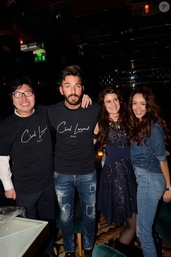 Exclusif - Nabilla Benattia et son compagnon Thomas Vergara au restaurant "la Gioia" puis à la soirée U Turn au VIP ROOM à Paris le 9 mars 2017. Ils ont rencontré Jean-Vincent Placé. © Rachid Bellak / Bestimage