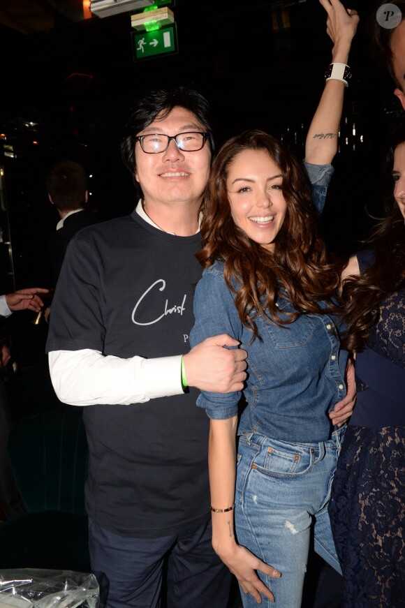 Exclusif - Nabilla Benattia et son compagnon Thomas Vergara au restaurant "la Gioia" puis à la soirée U Turn au VIP ROOM à Paris le 9 mars 2017. Ils ont rencontré Jean-Vincent Placé. © Rachid Bellak / Bestimage