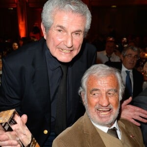 Claude Lelouch, Jean-Paul Belmondo - Dîner de gala de la première édition des prix "les Stéthos d'Or" en faveur de la Fondation pour la recherche en physiologie dont le docteur Frédéric Saldmann est le directeur scientifique à l'hôtel George V à Paris le 13 mars 2017. © Coadic Guirec/Bestimage