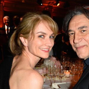 Richard Berry et sa femme Pascale Louange - Dîner de gala de la première édition des prix "les Stéthos d'Or" en faveur de la Fondation pour la recherche en physiologie dont le docteur Frédéric Saldmann est le directeur scientifique à l'hôtel George V à Paris le 13 mars 2017. © Coadic Guirec/Bestimage