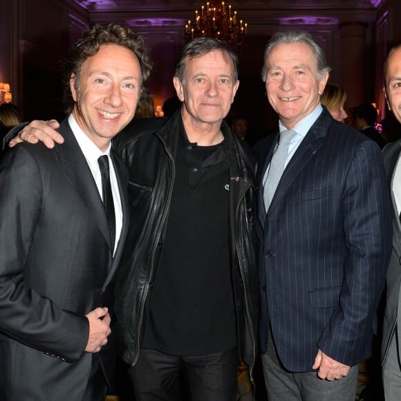 Stéphane Bern, Francis Huster, William Leymergie et Lionel Bounoa - Dîner de gala de la première édition des prix "les Stéthos d'Or" en faveur de la Fondation pour la recherche en physiologie dont le docteur Frédéric Saldmann est le directeur scientifique à l'hôtel George V à Paris le 13 mars 2017. © Coadic Guirec/Bestimage