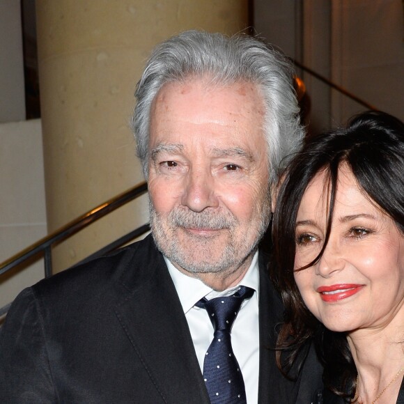 Pierre Arditi avec sa femme Evelyne Bouix - Dîner de gala de la première édition des prix "les Stéthos d'Or" en faveur de la Fondation pour la recherche en physiologie dont le docteur Frédéric Saldmann est le directeur scientifique à l'hôtel George V à Paris le 13 mars 2017. © Coadic Guirec/Bestimage