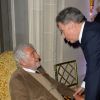 Jean-Paul Belmondo et Michel Drucker - Dîner de gala de la première édition des prix "les Stéthos d'Or" en faveur de la Fondation pour la recherche en physiologie dont le docteur Frédéric Saldmann est le directeur scientifique à l'hôtel George V à Paris le 13 mars 2017. © Coadic Guirec/Bestimage