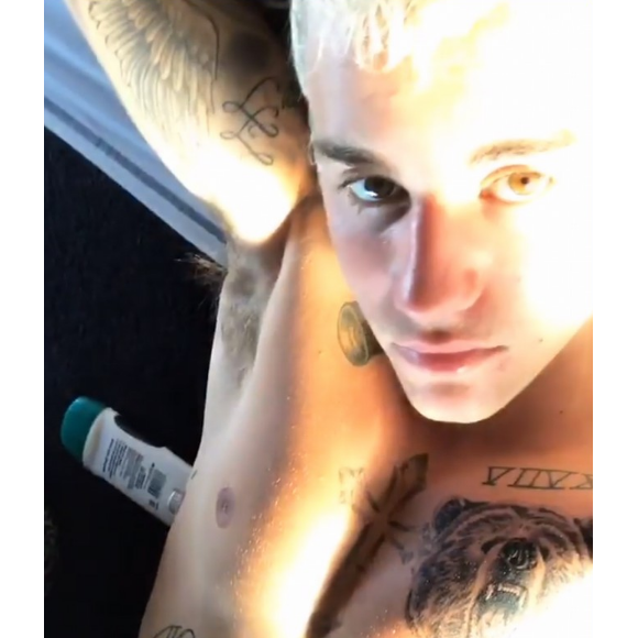 Justin Bieber dévoile son nouveau tatouage sur les réseaux sociaux - Image extraite d'une Story publiée sur sa page Instagram le 20 mars 2017