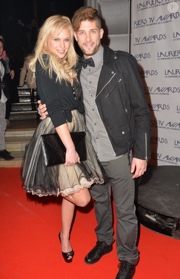Adixia (Les Ch'tis) et son petit ami Paga (Les Marseillais) à la Cérémonie des "Lauriers TV Awards 2015" à la Cigale à Paris, le 6 janvier 2015.