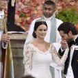 Le prince Carl Philip de Suède et la princesse Sofia (Hellqvist) lors de leur mariage à Stockholm le 13 juin 2015. Le couple a annoncé le 23 mars 2017 attendre son deuxième enfant.