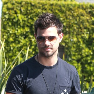 Taylor Lautner et Billie Lourd à West Hollywood, le 23 mars 2017