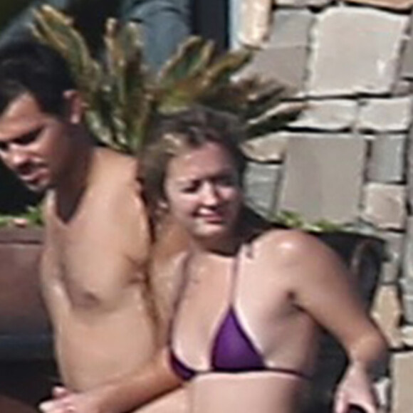 L'actrice Billie Lourd en vacances avec son compagnon Taylor Lautner à Cabo San Lucas le 13 janvier 2017