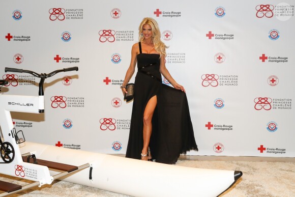 Victoria Silvstedt - Dîner de gala "Riviera Water Bike Challenge" au Yacht Club de Monaco le 24 mars 2017. Le "Riviera Water Bike Challenge", la première course relais sur l'eau en son genre, se déroulera le 4 juin 2017. © Olivier Huitel / Pool restreint Monaco / Bestimage