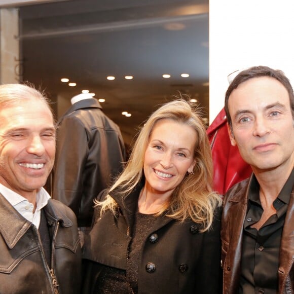 Exclusif - Paul Belmondo, Estelle Lefébure, Anthony Delon - Lancement de la marque de vêtements de cuir "Anthony Delon 1985" chez Montaigne Market à Paris. Le 7 mars 2017 © Philippe Doignon / Bestimage