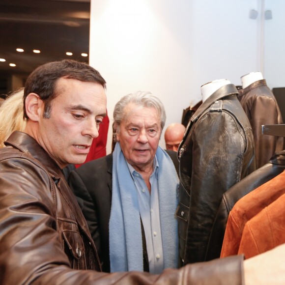 Exclusif - Alain Delon et son fils Anthony Delon - Lancement de la marque de vêtements de cuir "Anthony Delon 1985" chez Montaigne Market à Paris. Le 7 mars 2017 © Philippe Doignon / Bestimage