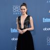 Emmy Rossum à la 22ème soirée annuelle Critics' Choice Awards au Barker Hangar à Santa Monica, le 11 décembre 2016