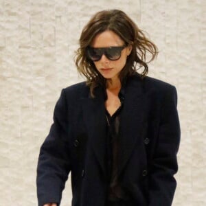 Victoria Beckham arrive à l'aéroport de JFK à New York, le 13 mars 2017 © Charles Guerin/Bestimage
