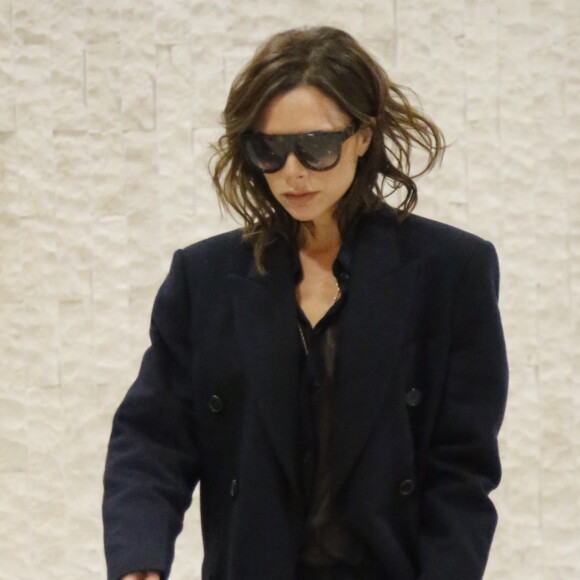 Victoria Beckham arrive à l'aéroport de JFK à New York, le 13 mars 2017 © Charles Guerin/Bestimage