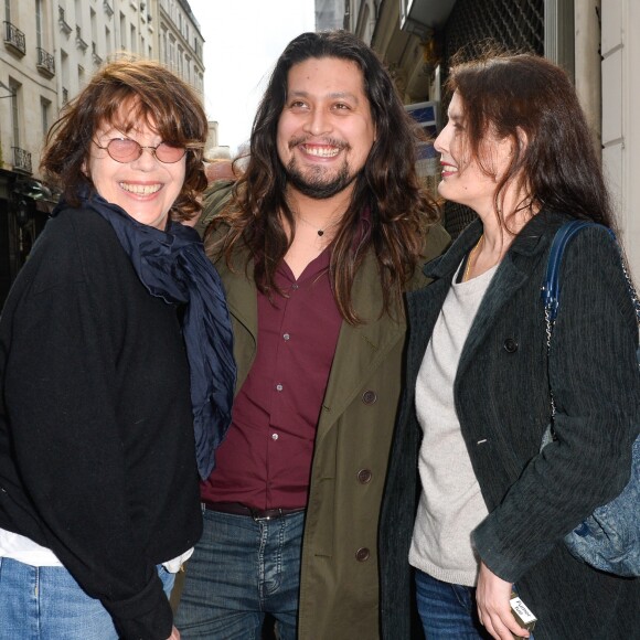 Jane Birkin, Lulu Gainsbourg et sa mère Bambou lors du lancement officiel de l'Association Serge Gainsbourg au cabaret Don Camilo à Paris, le 2 avril 2017. © Coadic Guirec/Bestimage