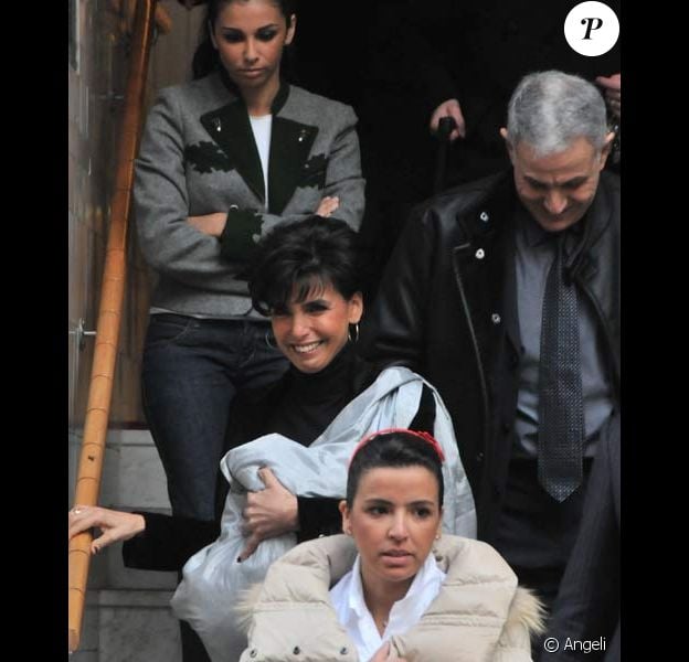 Zohra Dati Tous Les Details Purepeople