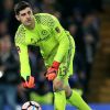 Le gardien de but de Chelsea Thibaut Courtois lors d'un match contre Manchester United à Stamford Bridge le 13 mars 2017.