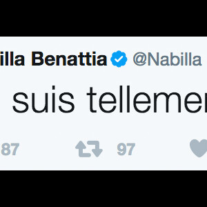 Exclusif - No Web no Blog - Nabilla Benattia et son compagnon Thomas Vergara récupèrent leur chien Pita à Paris le 29 mars 2017. Très certainement une très mauvaise journée pour Nabilla qui en quittant son hôtel oublie une bague de valeur et son Doudou avant de se rendre dans un immeuble parisien pour récupérer sa chienne Pita très excitée car cela faisait 1 mois qu'elle était sans ses maîtres… Suite à cela le couple devait prendre l'avion pour Londres à 16:00 mais ils n'ont pas pu prendre ce vol car leur chienne n’était pas autorisée à monter à bord. Du coup, ils ont été déplacés sur le vol de 20:00 et ont dû laisser leur chienne à un ami. Une fois arrivés à l'aéroport de Londres, la compagnie aérienne à égaré le baggage de Nabilla !!!!29/03/2017 - Paris