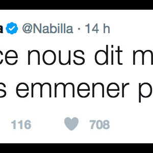 Exclusif - No Web no Blog - Nabilla Benattia et son compagnon Thomas Vergara récupèrent leur chien Pita à Paris le 29 mars 2017. Très certainement une très mauvaise journée pour Nabilla qui en quittant son hôtel oublie une bague de valeur et son Doudou avant de se rendre dans un immeuble parisien pour récupérer sa chienne Pita très excitée car cela faisait 1 mois qu'elle était sans ses maîtres… Suite à cela le couple devait prendre l'avion pour Londres à 16:00 mais ils n'ont pas pu prendre ce vol car leur chienne n’était pas autorisée à monter à bord. Du coup, ils ont été déplacés sur le vol de 20:00 et ont dû laisser leur chienne à un ami. Une fois arrivés à l'aéroport de Londres, la compagnie aérienne à égaré le baggage de Nabilla !!!!29/03/2017 - Paris