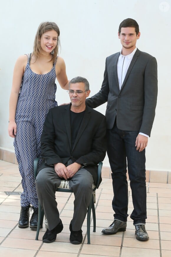 AJérémie Laheurte et Adèle Exarchopoulos avec Abdellatif Kechiche à Rome en Italie le 16 octobre 2013.