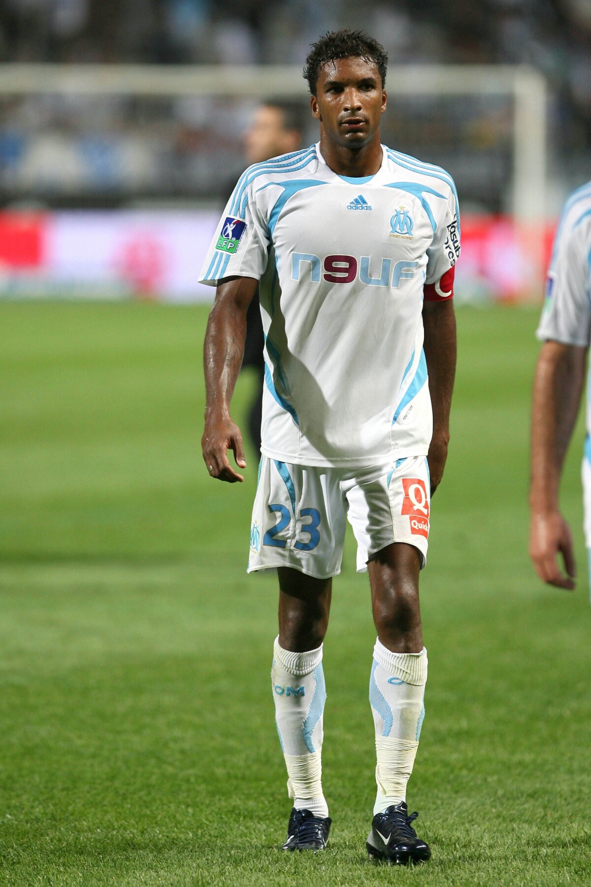 Photo Habib Beye sous le maillot de l'OM en août 2007. Purepeople