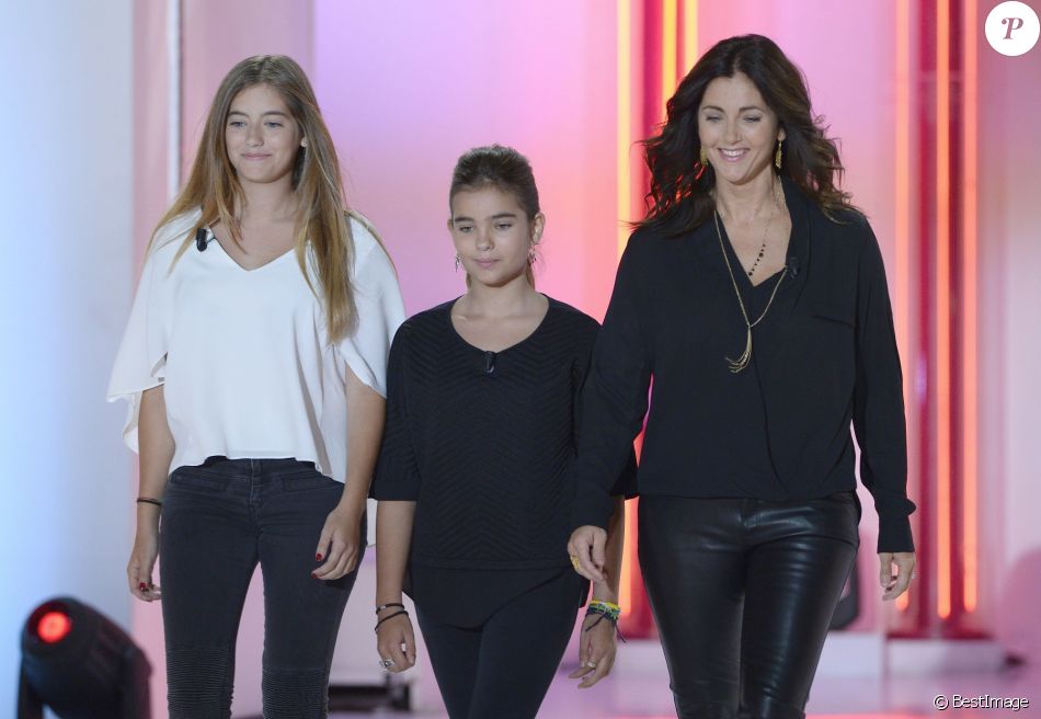  Cristiana Reali avec ses filles Elisa Huster et Toscane Huster - Enregistrement de l&#039; émission &quot;Vivement Dimanche&quot; à Paris le 24 septembre 2014.  
