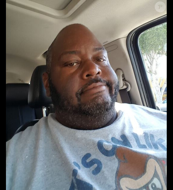 Lavell Crawford pose sur Twitter, le 20 mars 2016