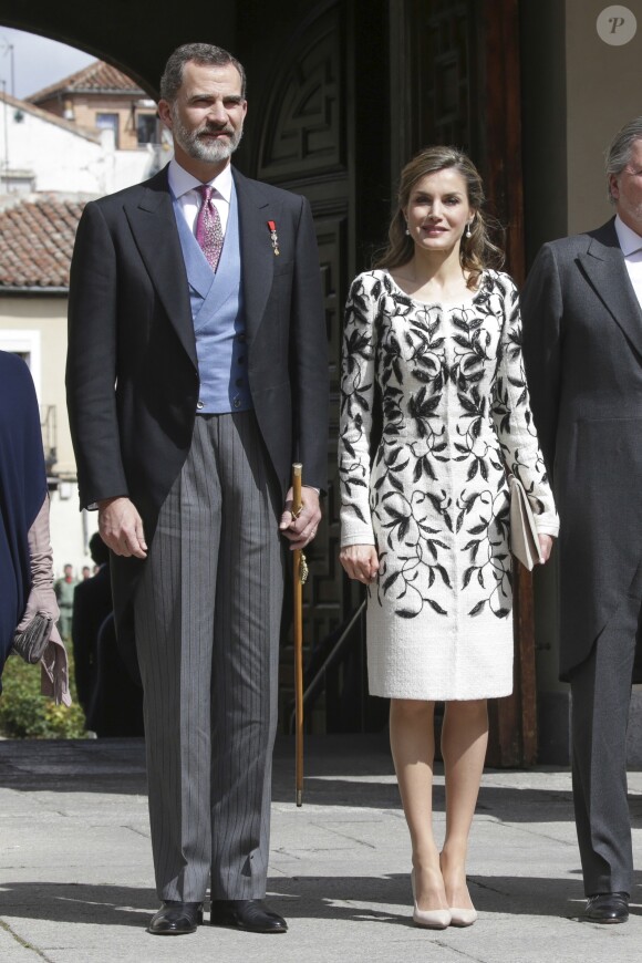 Le roi Felipe VI et la reine Letizia d'Espagne présidaient à la cérémonie du prix Cervantes à l'université d'Alcala de Henares, le 20 avril 2017.