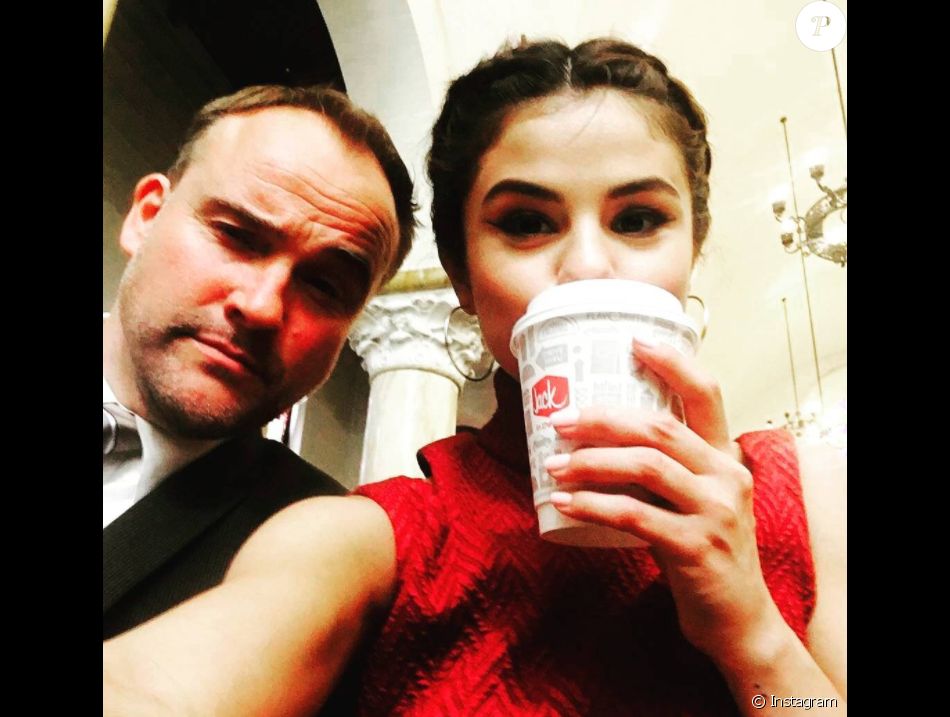 Selena Gomez, ici avec son papa de Waverly Place David DeLuise, prenait