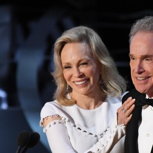 Warren Beatty et Faye Dunaway - Intérieur - Erreur monumentale aux Oscars: le mauvais gagnant annoncé au Hollywood & Highland Center à Hollywood, le 26 février 2017