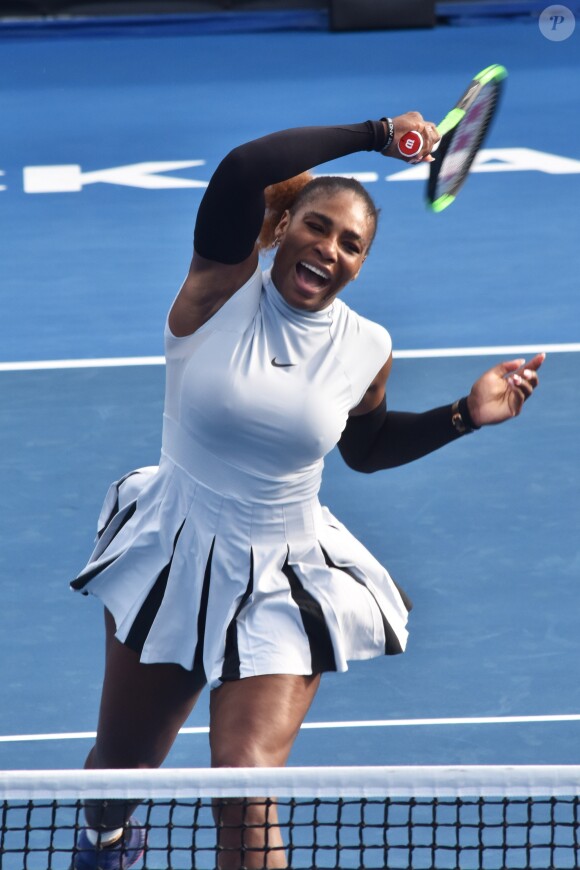 Info - Serena Williams annonce qu'elle est enceinte de 5 mois le 19/04/2017.