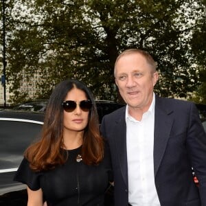 Salma Hayek, François-Henri Pinault - Arrivées au défilé de mode prêt-à-porter printemps-été 2017 "Christopher Kane" lors de la fashion week de Londres. Le 19 septembre 2016