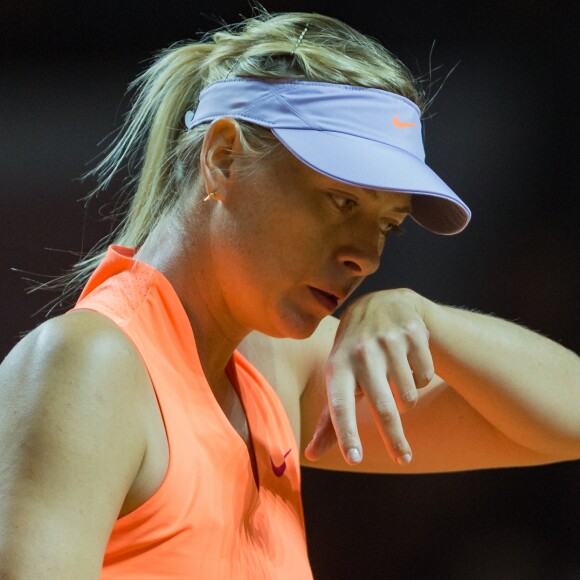 Maria Sharapova lors de son match contre Roberta Vinci à Stuttgart le 26 avril 2017.