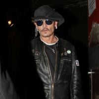 Johnny Depp étonne en Jack Sparrow alors qu'on le traite de "menteur chronique"